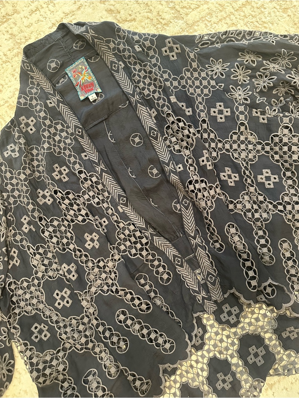 Johnny Was Embroidered Eyelet Open Front Kimono Jacket Gray Blue Size Small - Picture 6 of 12